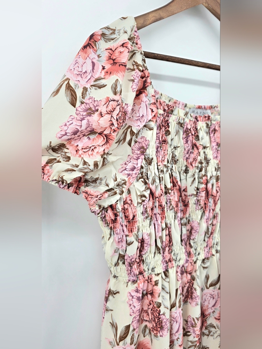 Hayden Los Angeles Boutique Floral Puff Sleeve Smocked Mini Dress – Size L - Picture 7 of 16